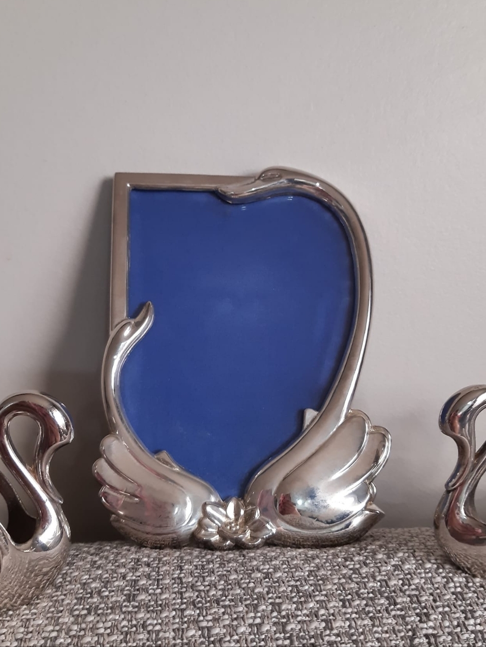 Vintage Silver Plated Swan Picture Frame - Elegant Home Decor